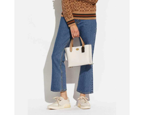 Coach Willow Tote 24 In Colorblock - B4/Chalk Multi Coach Willow Tote 24 In Colorblock - B4/Chalk Multi